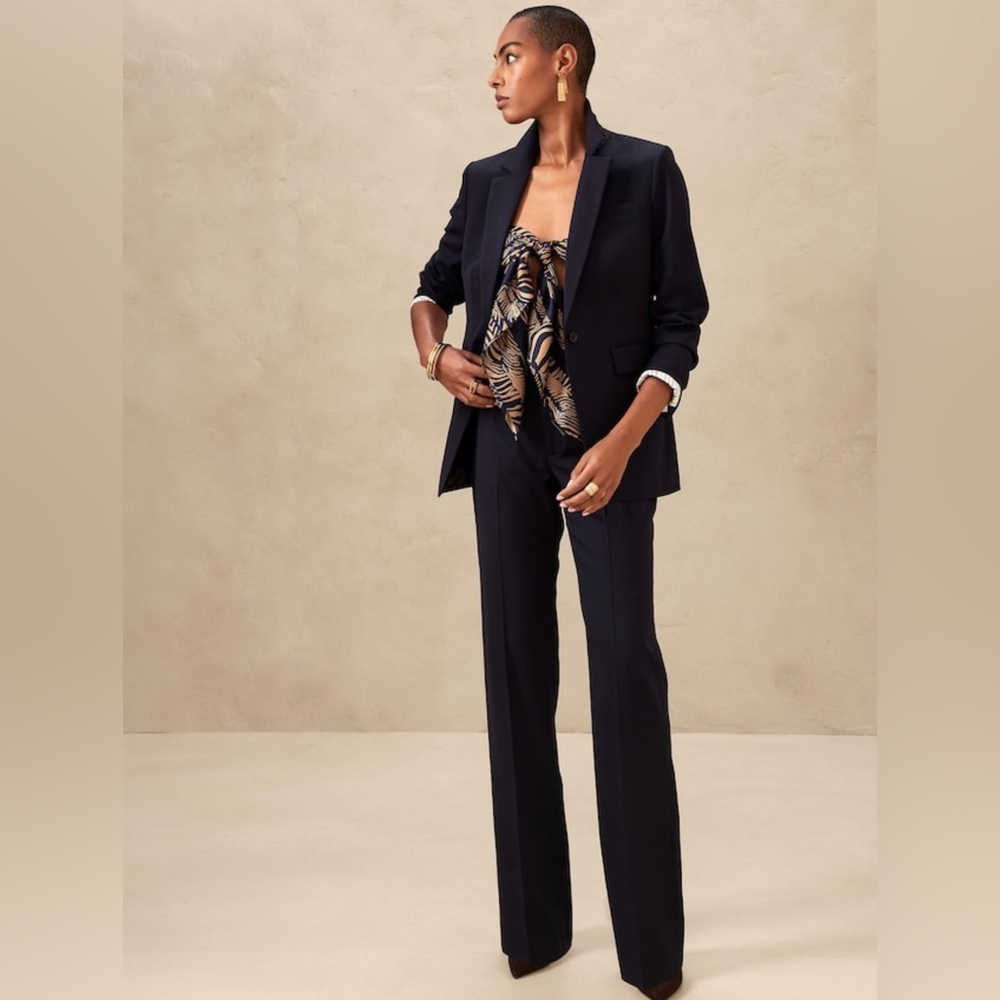 NWT! BANANA REPUBLIC NAVY SIENA STRAIGHT ITALIAN WOOL PANT